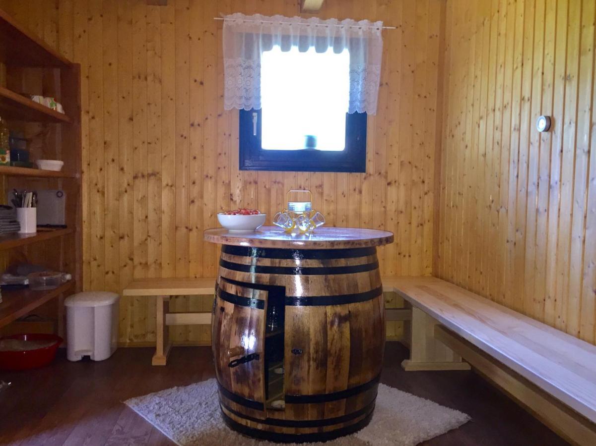 Holiday Home Radocaj Слунь Екстер'єр фото