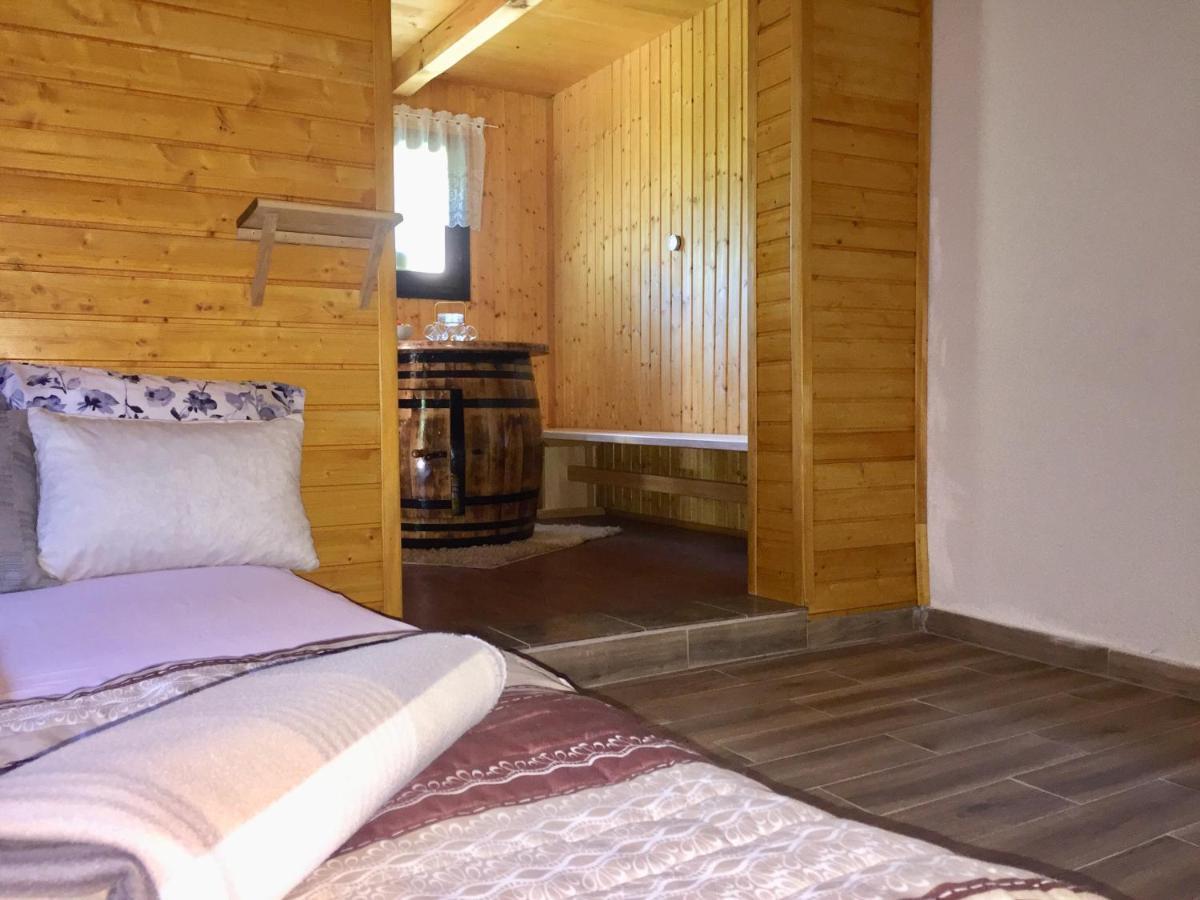 Holiday Home Radocaj Слунь Екстер'єр фото