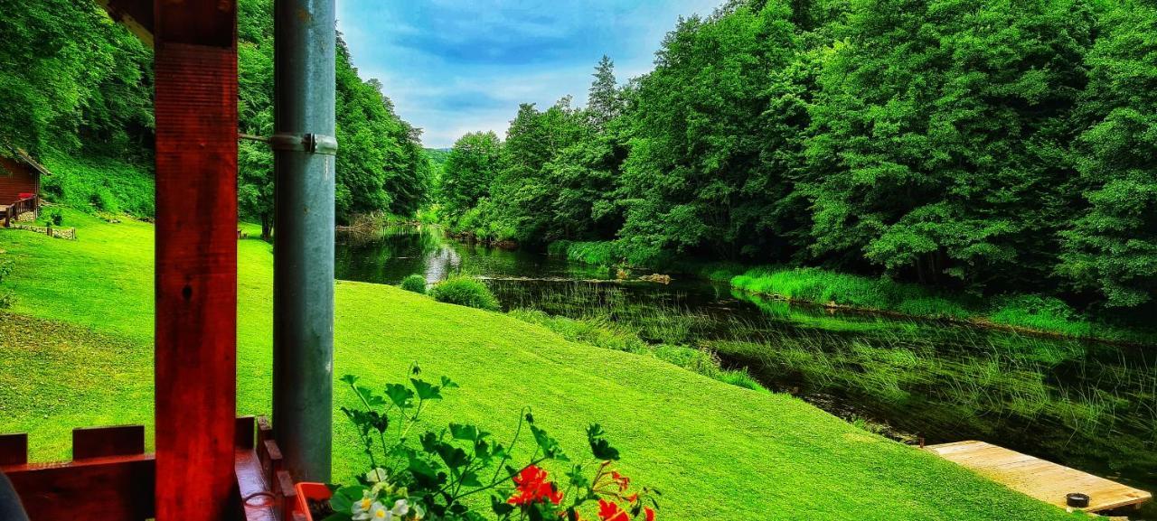 Holiday Home Radocaj Слунь Екстер'єр фото