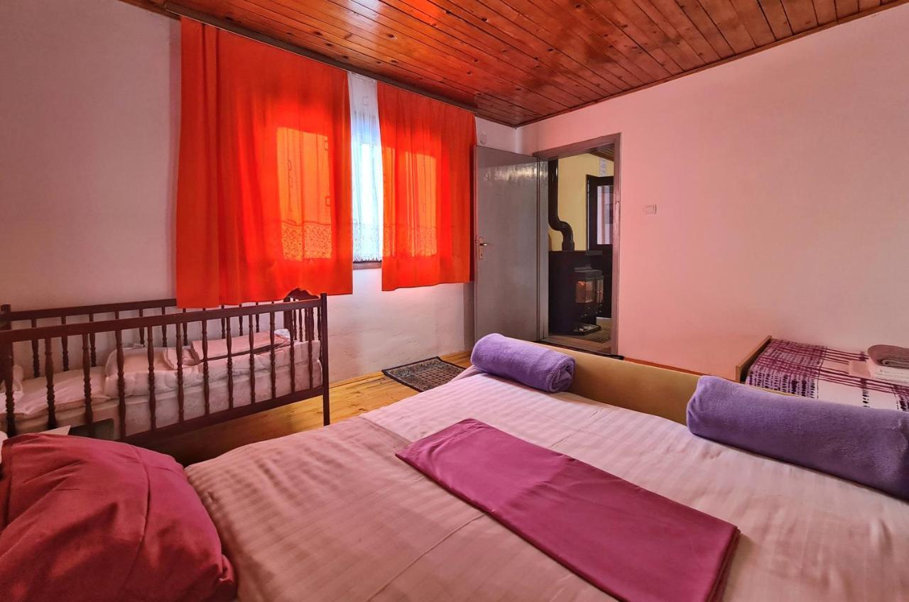 Holiday Home Radocaj Слунь Екстер'єр фото