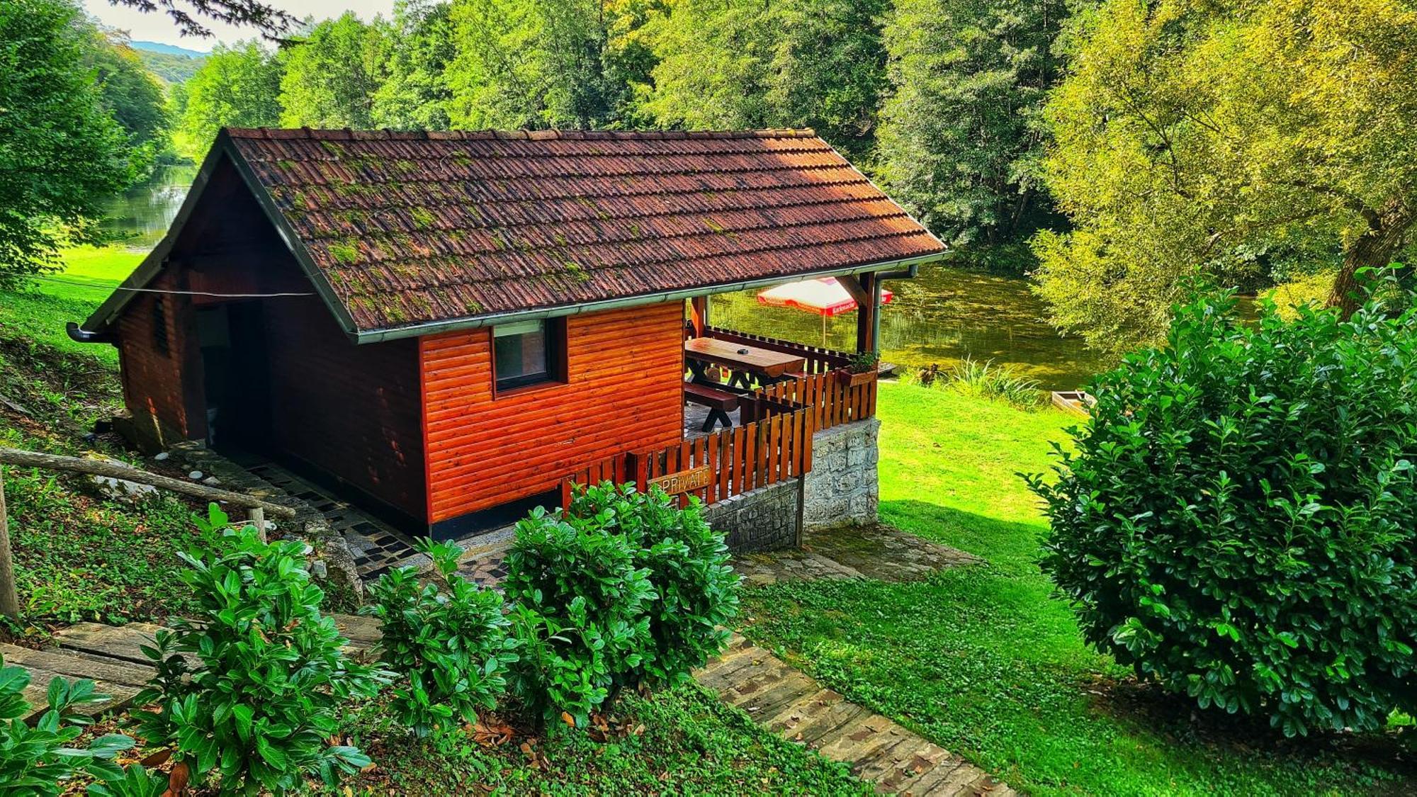 Holiday Home Radocaj Слунь Екстер'єр фото