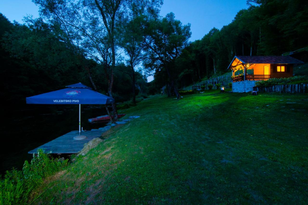 Holiday Home Radocaj Слунь Екстер'єр фото